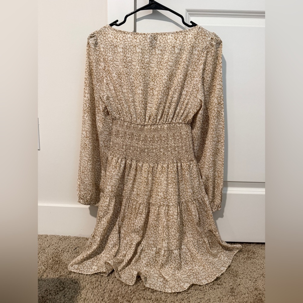 Princess Polly Beige Floral Smocked Tiered Long-Sleeve Dress - Picture 3 of 6
